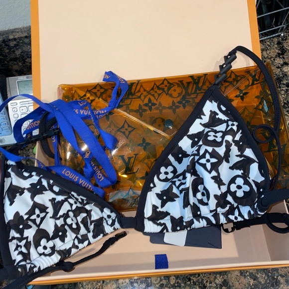 New💕Louis Vuitton Logo monogram Bikini - Picture 5 of 12